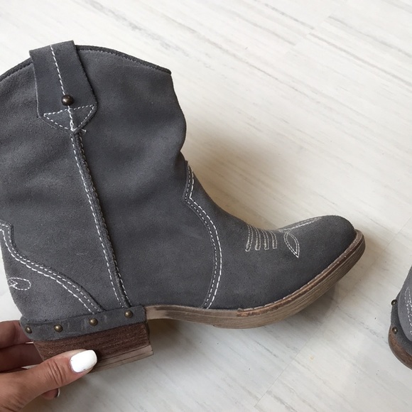 Sundance grey suede boot Size 38 - Picture 7 of 8